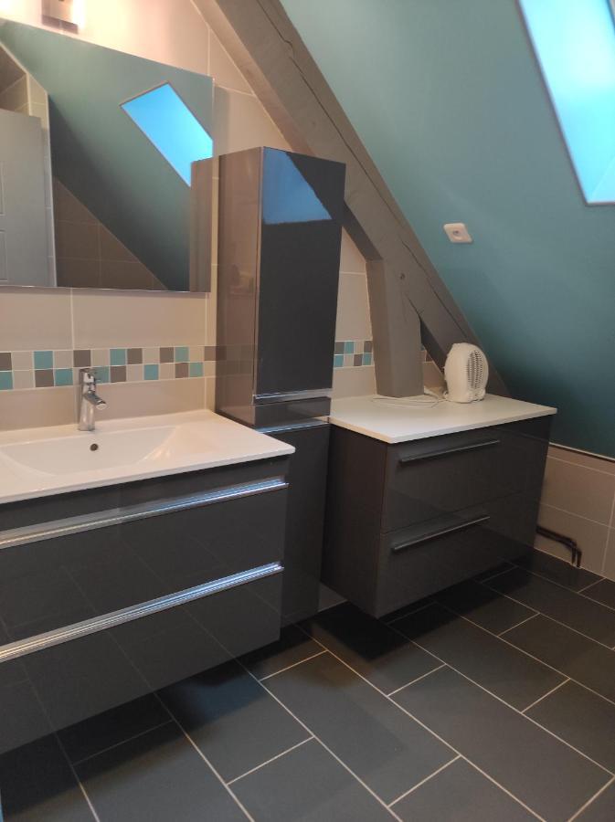 Agreable Et Spacieuse Chambre Familiale Sansac-de-Marmiesse Eksteriør billede