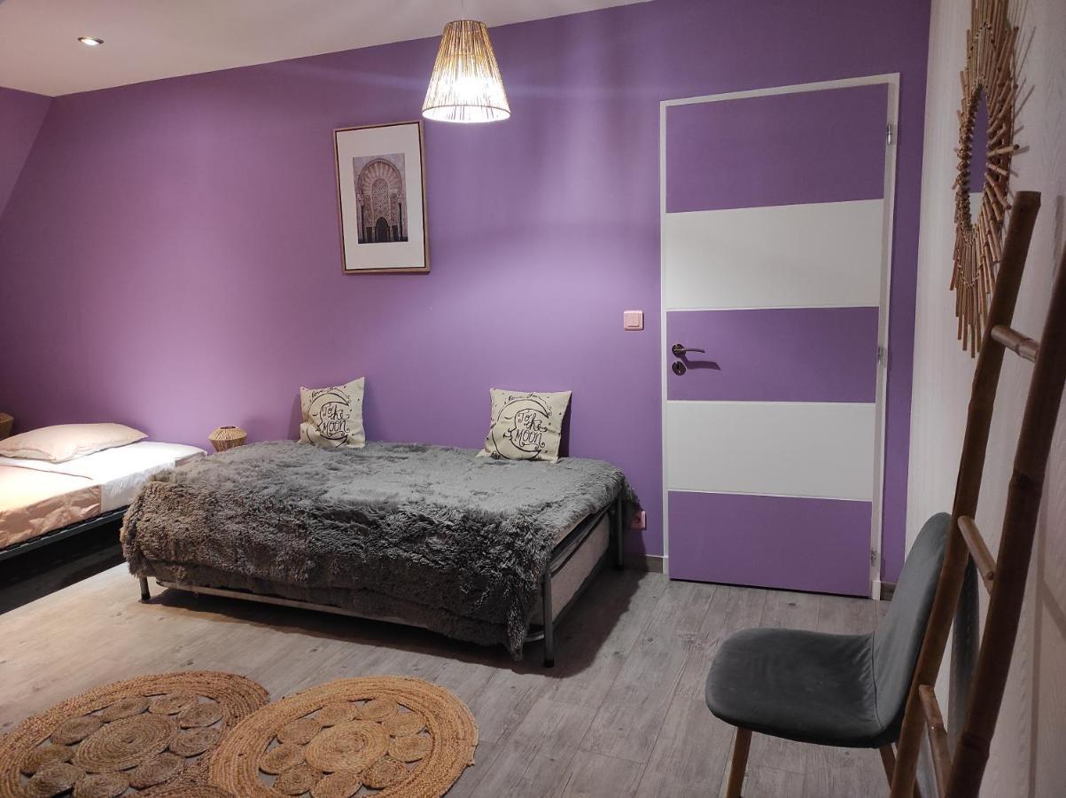 Agreable Et Spacieuse Chambre Familiale Sansac-de-Marmiesse Eksteriør billede
