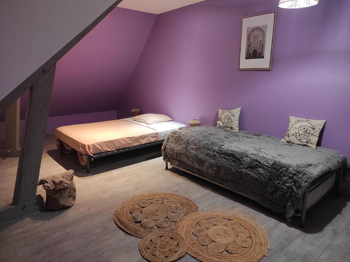 Agreable Et Spacieuse Chambre Familiale Sansac-de-Marmiesse Eksteriør billede